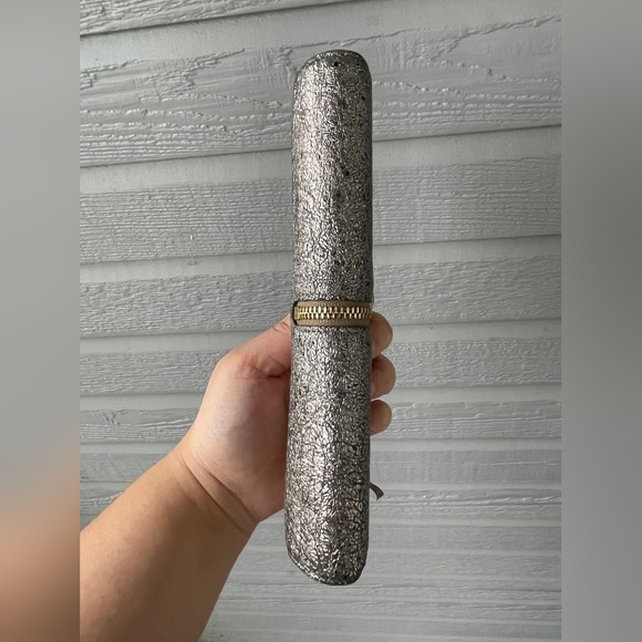 Cholé Flap Cover Metallic Leather Long Wallet-Rare - Picture 5 of 13